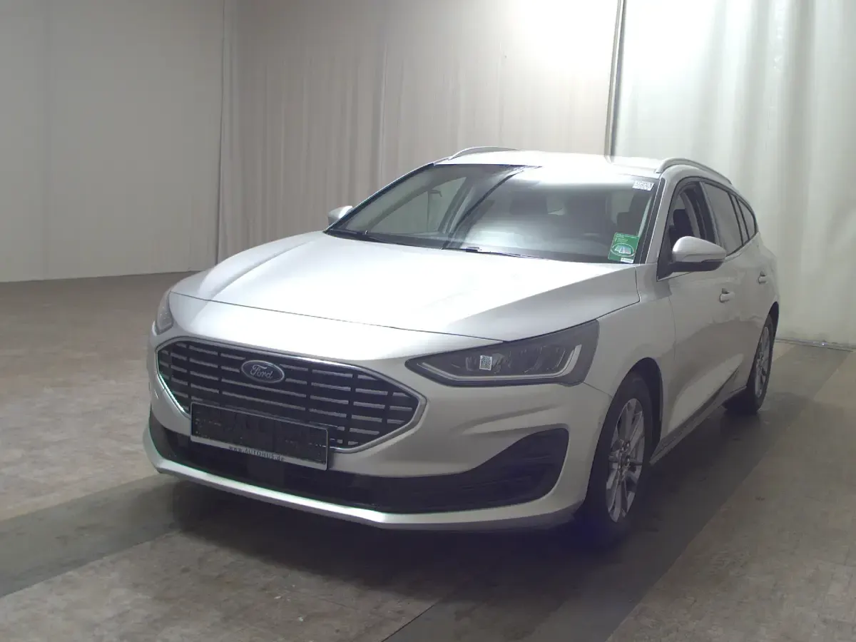 Second-hand Ford Focus Titanium X 116 CP (85 kW) 2024 Argintiu Berlinǎ