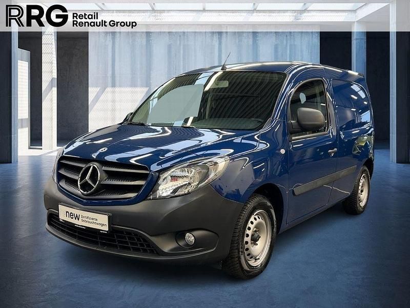 Blau Gebraucht 2020 Mercedes Citan 109 Van / Kleinbus | 13.990 € (Fairer Preis) - Bild 1/3