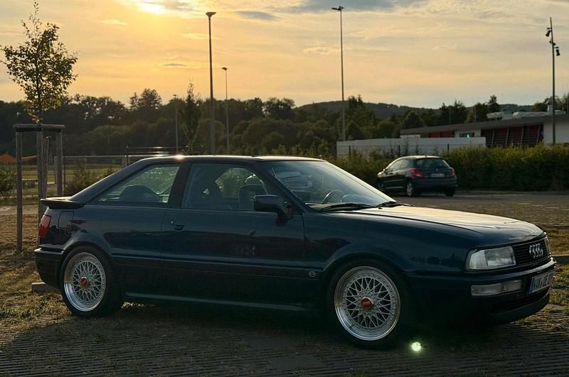 Blau Gebraucht 1989 Audi Coupé Coupé | 15.999 € - Bild 1/4