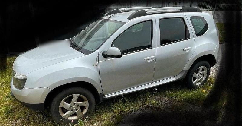 Gebraucht Dacia Duster 110 PS (80 kW) 2011 Silber SUV