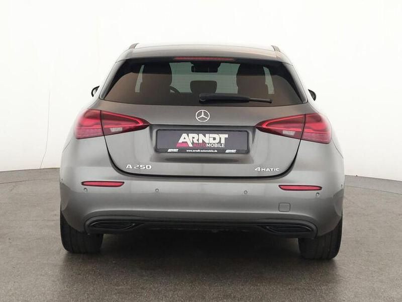 Gebraucht Mercedes A250 Progressive 238 PS (175 kW) 2024 Mountaingrau Limousine