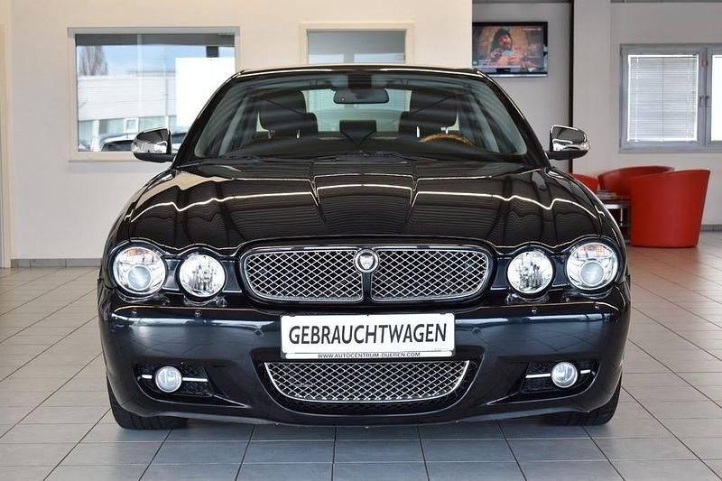 Gebraucht Jaguar XJ8 Executive 298 PS (219 kW) 2007 Schwarz Limousine