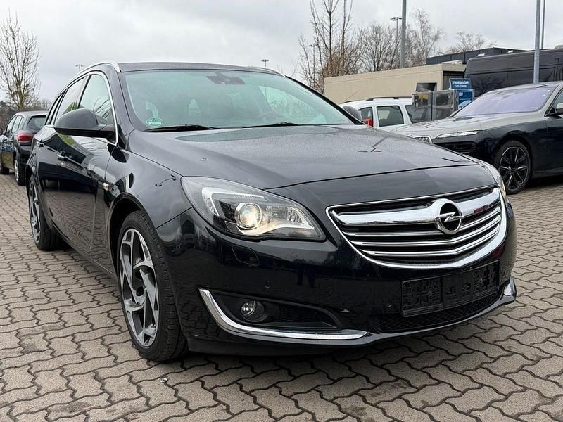 Gebraucht Opel Insignia Innovation 140 PS (102 kW) 2015 Schwarz Kombi