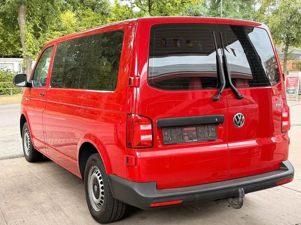 Gebraucht VW T6 102 PS (75 kW) 2016 Rot Van