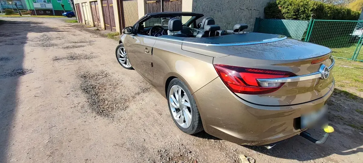 Gebraucht Opel Cascada 167 PS (122 kW) 2016 Braun Cabrio