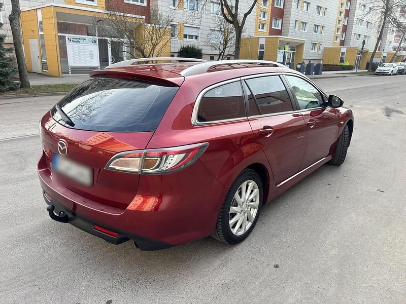 Gebraucht Mazda 6 Inclusive 163 PS (119 kW) 2011 Rot Kombi