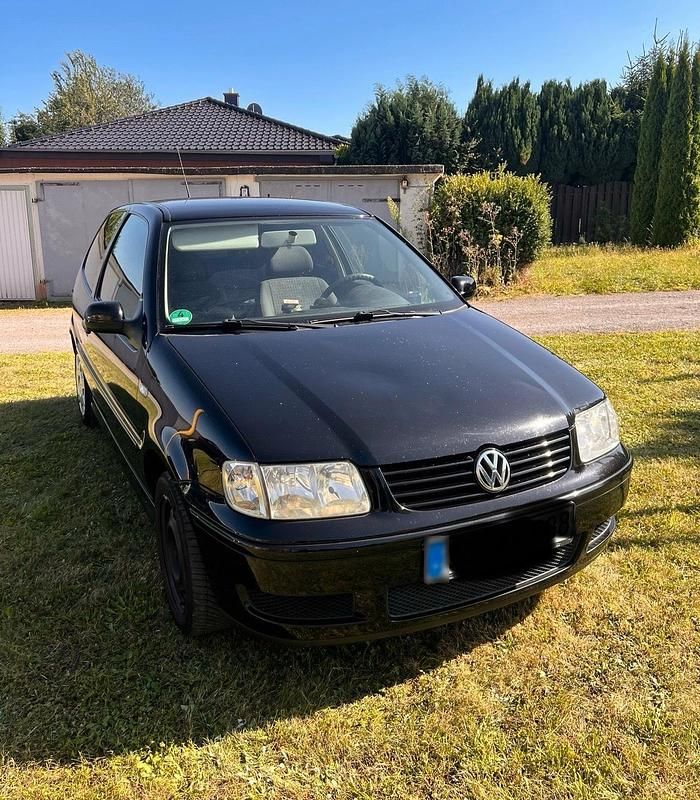Gebraucht VW Polo 75 PS (55 kW) 2001 Schwarz Kleinwagen