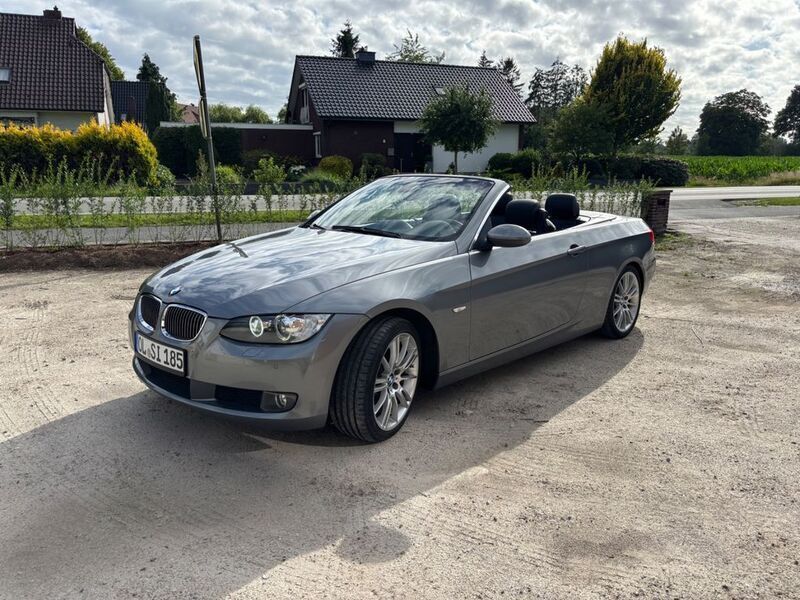 Grau Gebraucht 2007 BMW 325 Cabriolet Cabrio | 12.900 € (Etwas zu teuer) - Bild 1/4