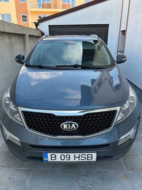 Blau Gebraucht 2015 Kia Sportage SUV | 11.000 € (Guter Preis) - Bild 1/4