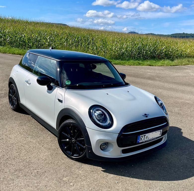 Weiß Gebraucht 2019 Mini Cooper Kleinwagen | 17.300 € (Fairer Preis) - Bild 1/4