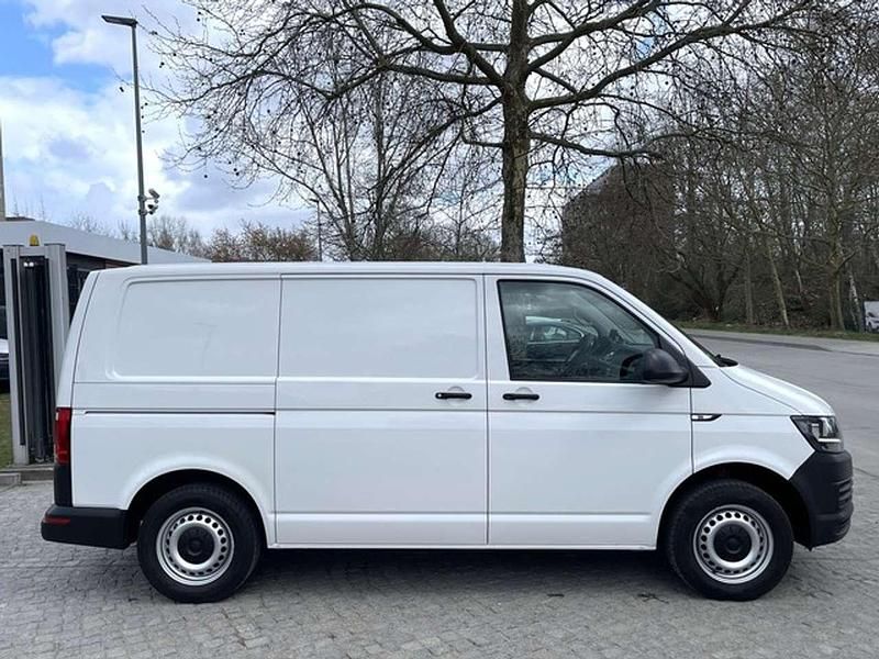 Gebraucht VW Transporter 102 PS (75 kW) 2018 Weiß Van