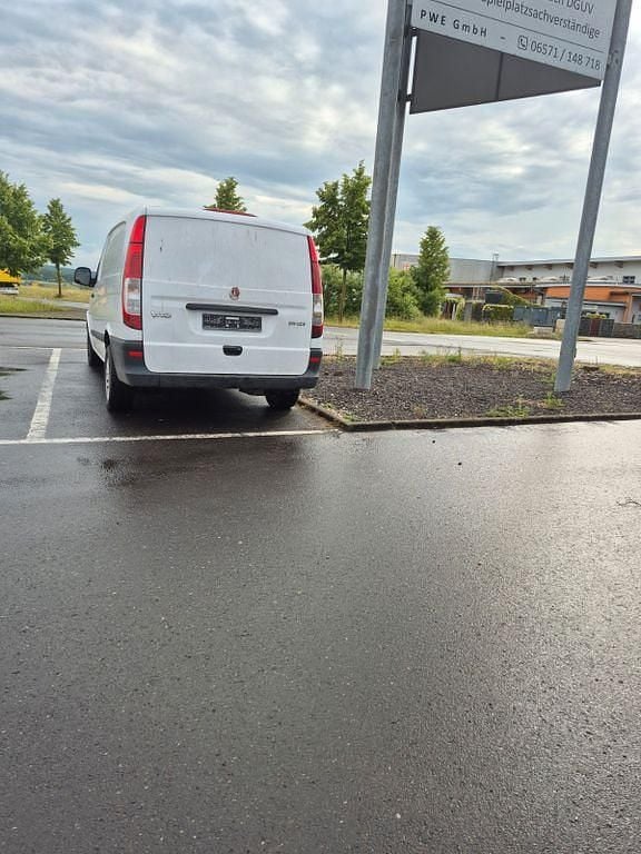 Gebraucht Mercedes Vito 109 PS (80 kW) 2009 Weiß Van