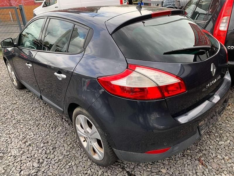 Gebraucht Renault Mégane III Dynamique 131 PS (96 kW) 2009 Grau eclipse Kleinwagen