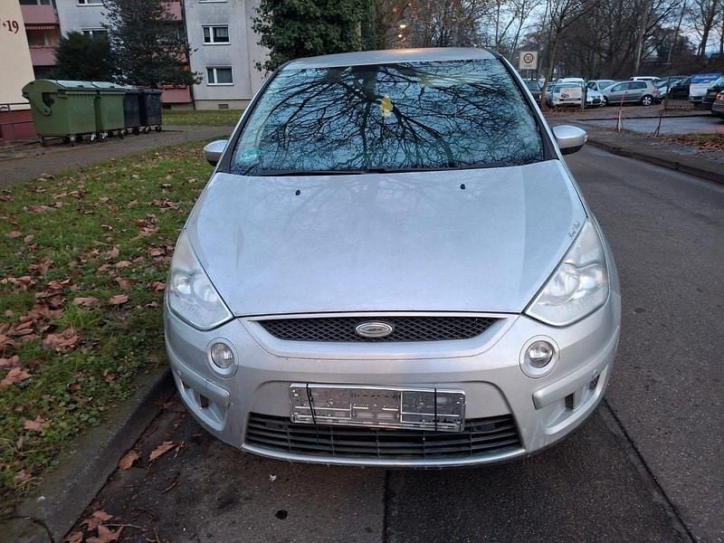 Gebraucht Ford S-MAX Trend 131 PS (96 kW) 2006 Silber Van / Kleinbus