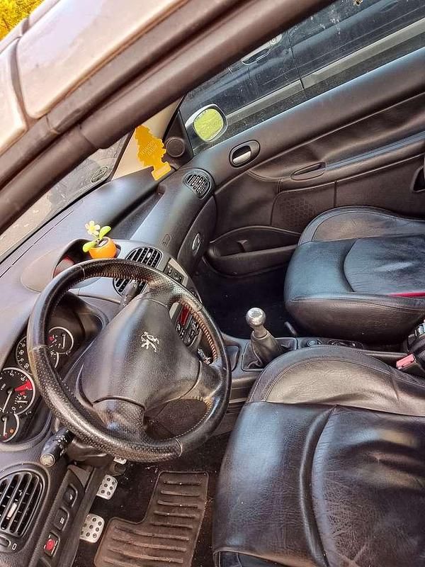 Gebraucht Peugeot 206 109 PS (80 kW) 2006 Cabrio