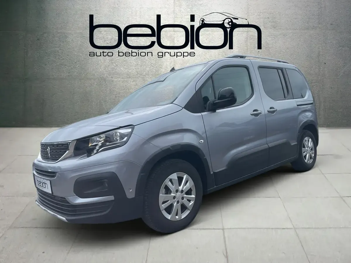 Gebraucht Peugeot e-Rifter Allure 100 kW (136 PS) 2021 Metfa artense silber Van / Kleinbus