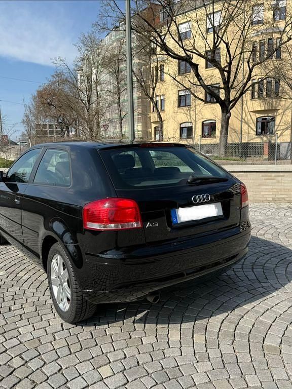 Gebraucht Audi A3 102 PS (75 kW) 2007 Schwarz Kleinwagen