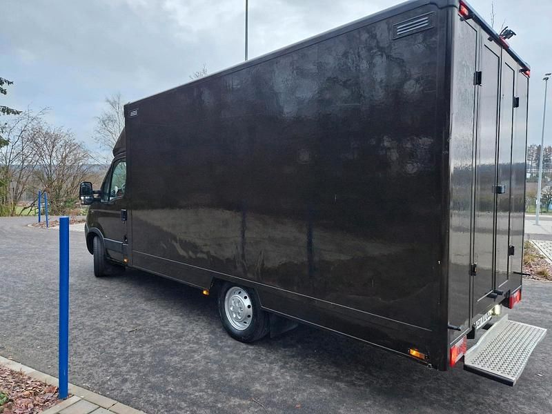 Second-hand Iveco Daily 130 CP (95 kW) 2011 Maro Monovolum