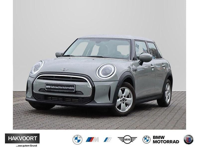 Moonwalk grey () Gebraucht 2022 Mini Cooper Essential Kleinwagen | 23.970 € (Fairer Preis) - Bild 1/4