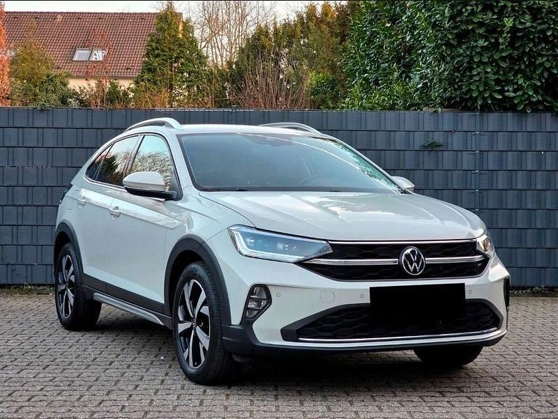 Gebraucht VW Taigo Style 110 PS (80 kW) 2022 Grau SUV