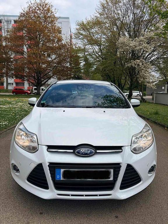 Usata Ford Focus SYNC Edition 125 CV (91 kW) 2013 Bianco Berlina