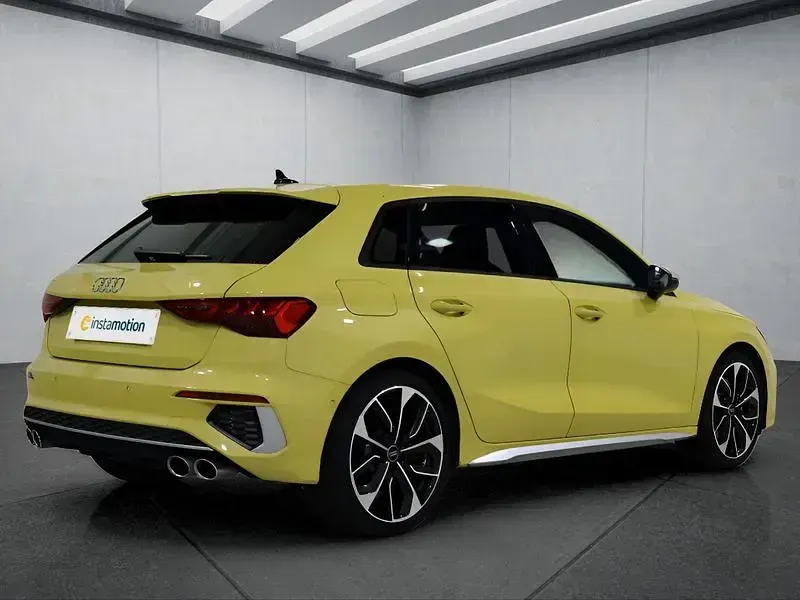 Gebraucht Audi S3 310 PS (228 kW) 2023 Gelb Limousine