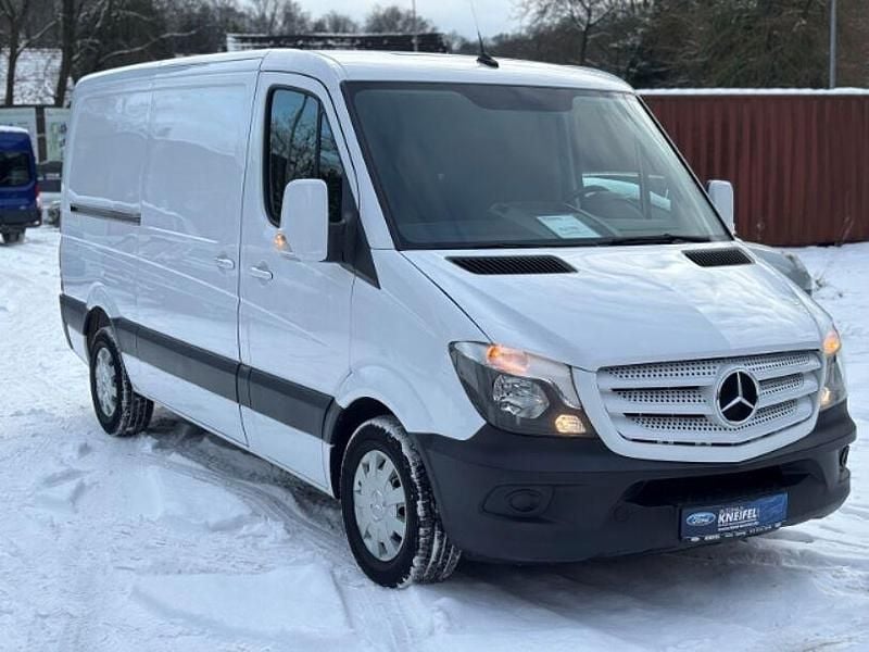 Weiss Gebraucht 2018 Mercedes Sprinter Van | 19.950 € (Superpreis) - Bild 1/4