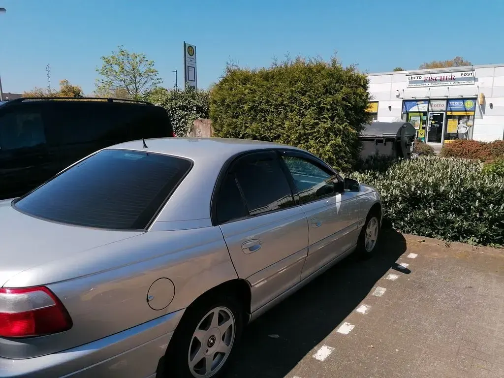 Occasion Opel Omega Elegance 144 ch (105 kW) 2001 Argent Berline