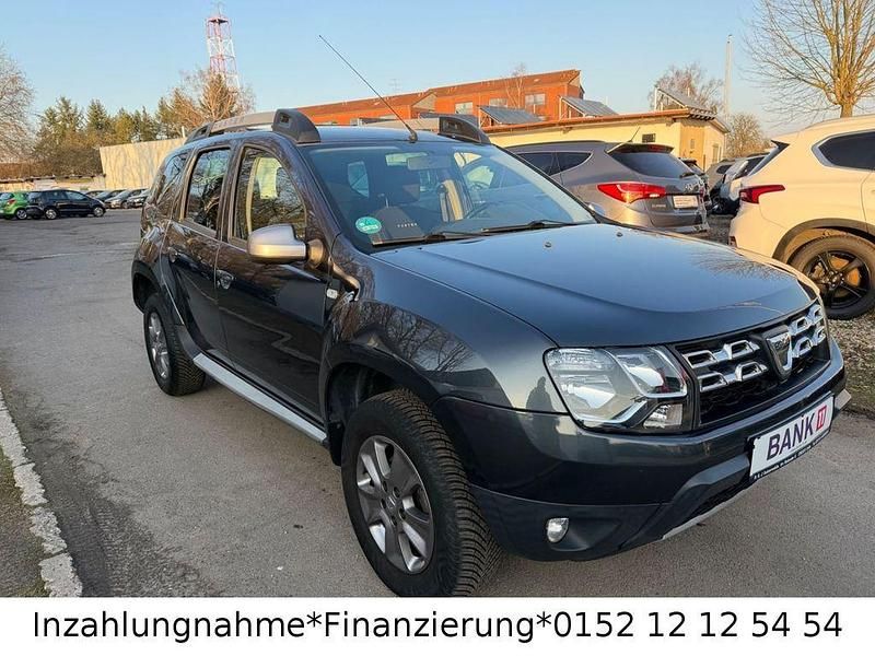 Gebraucht Dacia Duster Lauréate 125 PS (91 kW) 2014 Grau SUV