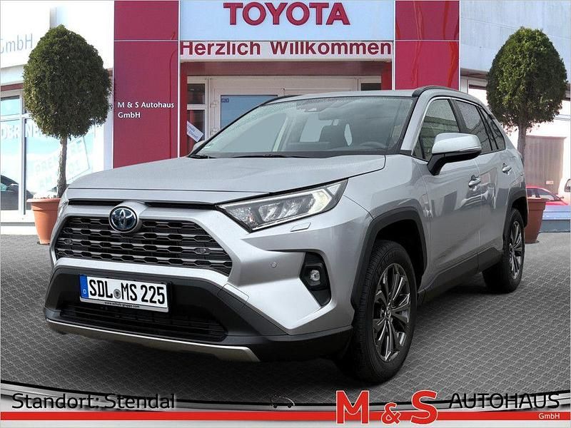 Silber Gebraucht 2025 Toyota RAV4 Hybrid Team SUV | 46.600 € (Fairer Preis) - Bild 1/4
