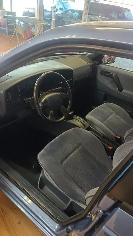 Gebraucht VW Passat 90 PS (66 kW) 1993 Blau Limousine