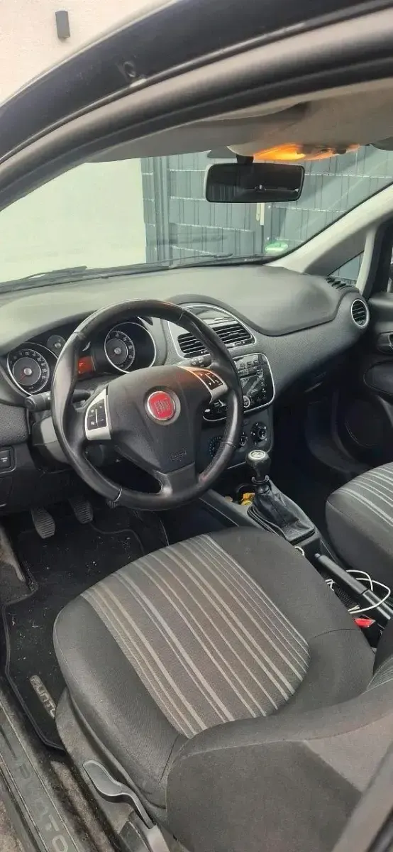 Gebraucht Fiat Punto Evo 69 PS (50 kW) 2011 Schwarz Kleinwagen