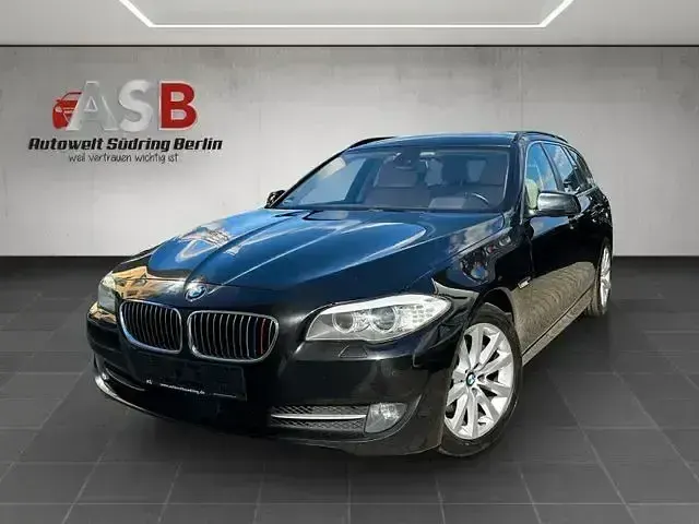 Second-hand BMW 520 Performance 184 CP (135 kW) 2012 Negru Break