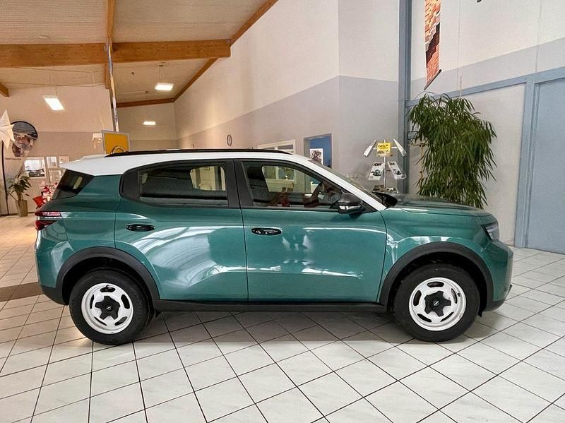 Neu Opel Frontera Edition 101 PS (74 kW) 2025 Grün SUV