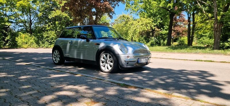 Silber Gebraucht 2003 Mini Cooper Kleinwagen | 900 € (Fairer Preis) - Bild 1/4