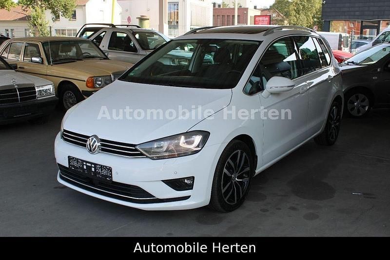 Pure white Gebraucht 2014 VW Golf Sportsvan Highline Van / Kleinbus | 10.990 € (Fairer Preis) - Bild 1/4