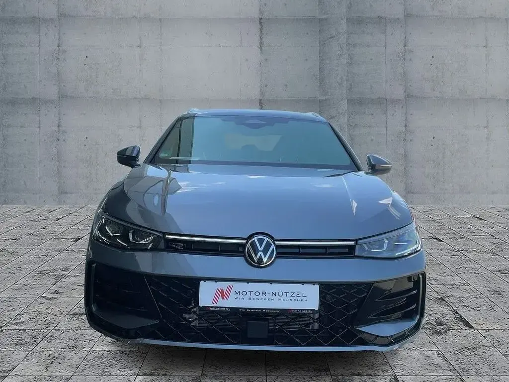 Neu VW Passat R-line 272 PS (200 kW) 2026 Grau Kombi