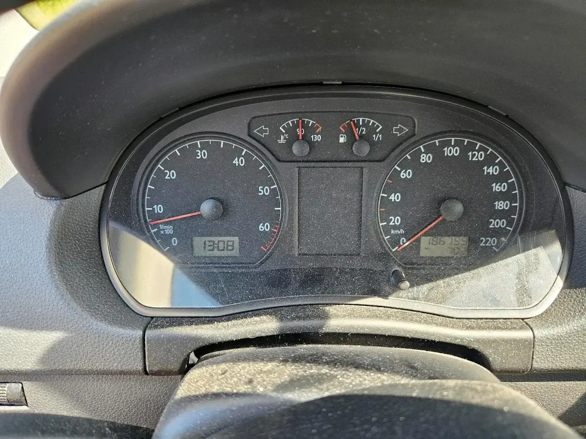 Gebraucht VW Polo 64 PS (47 kW) 2004 Silber Kleinwagen