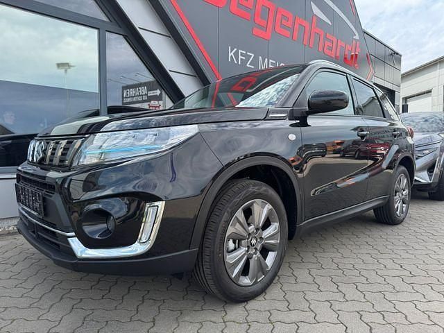 Schwarz Neu 2025 Suzuki Vitara Comfort SUV | 21.700 € (Guter Preis) - Bild 1/4