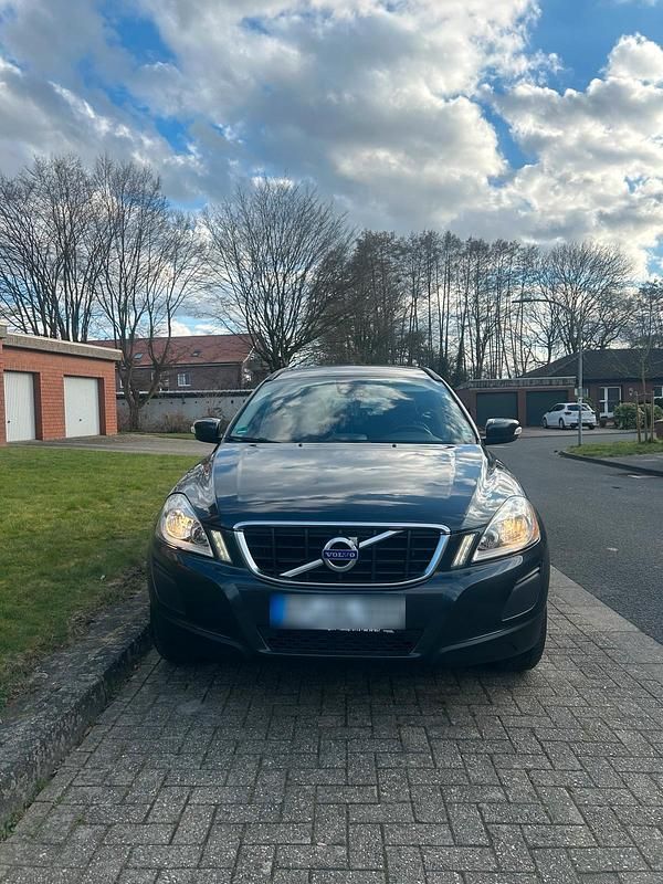 Gebraucht Volvo XC60 163 PS (119 kW) 2010 Grün SUV