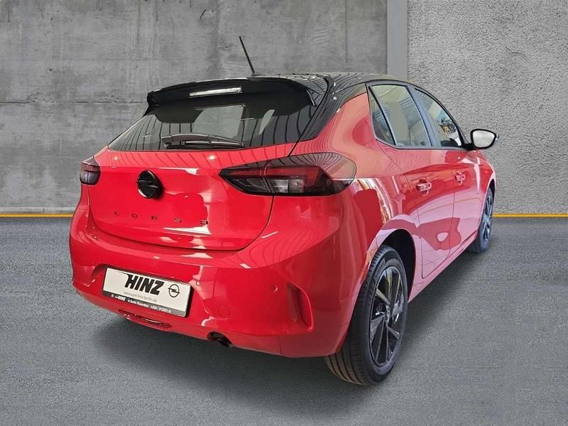 Gebraucht Opel Corsa 101 PS (74 kW) 2024 Rekord rot (metallic) Kleinwagen