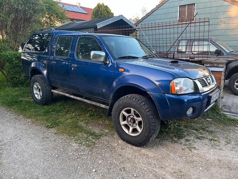 Blau Gebraucht 2004 Nissan Navara Abholung | 4.000 € (Fairer Preis) - Bild 1/4
