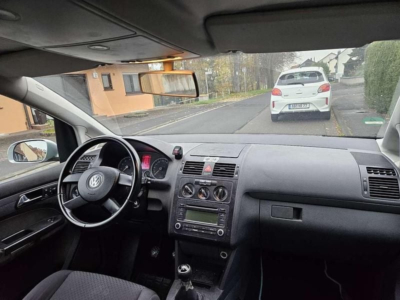 Gebraucht 2006 VW Touran Trendline Van / Kleinbus | 900 € (Guter Preis) - Bild 1/4