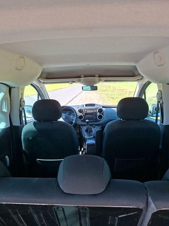 Gebraucht Peugeot Partner Tepee Active 92 PS (67 kW) 2012 Grau Van / Kleinbus