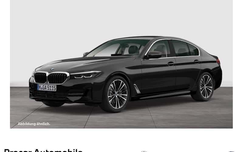 Schwarz Gebraucht 2022 BMW 520 Sport Line Limousine | 34.490 € (Fairer Preis) - Bild 1/4