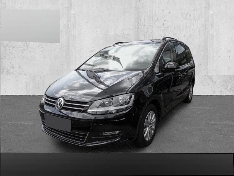 Schwarz Gebraucht 2018 VW Sharan Comfortline Van / Kleinbus | 31.539 € (Etwas zu teuer) - Bild 1/4