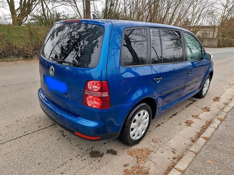 Gebraucht VW Touran Trendline 105 PS (77 kW) 2007 Blau Van / Kleinbus