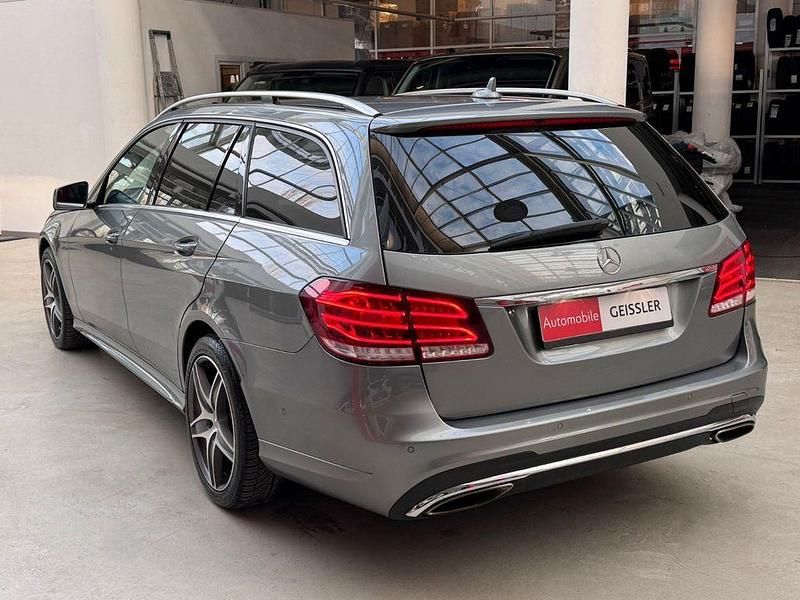 Gebraucht Mercedes E350 AMG 252 PS (185 kW) 2013 Silber Kombi