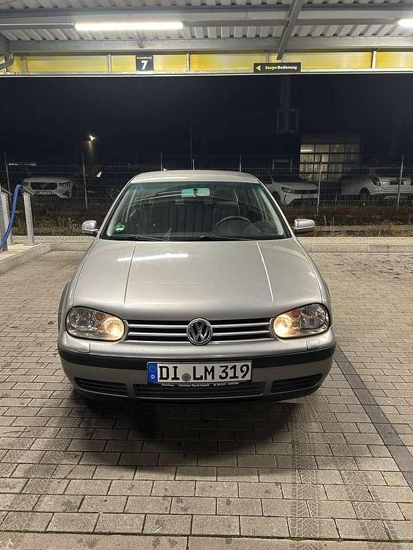 Gebraucht 2002 VW Golf IV Limousine | 3.000 € (Fairer Preis) - Bild 1/4