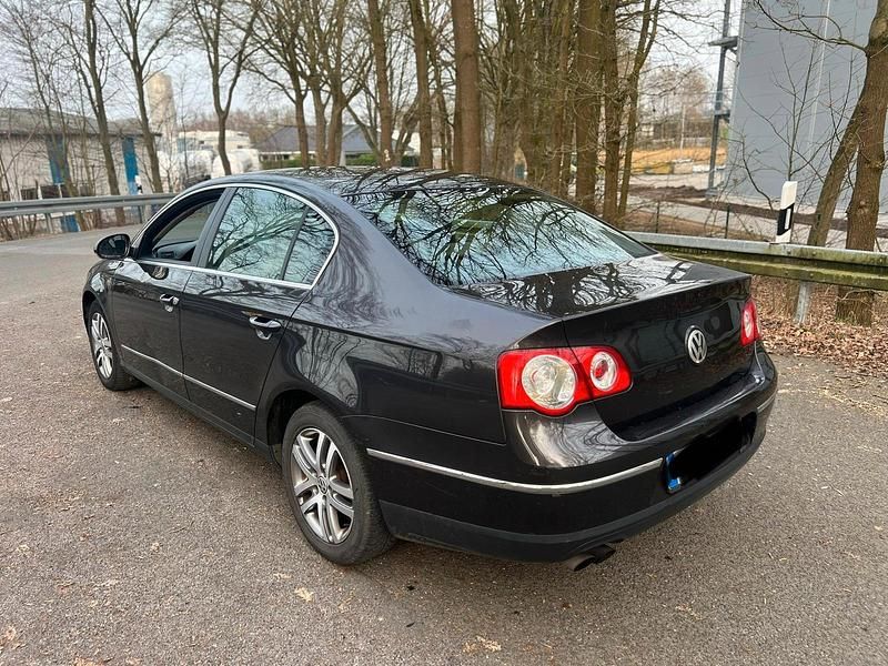 Gebraucht VW Passat 150 PS (110 kW) 2005 Braun Kombi